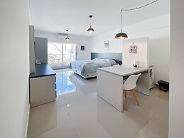 San Telmo Oasis- Contemporary Luxury Studios With Pool, Security, and 