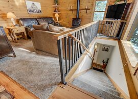 The Bear Den