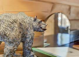 The Bear Den