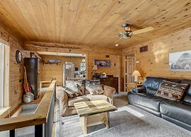 The Bear Den