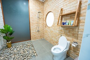 Apple House & Coffee