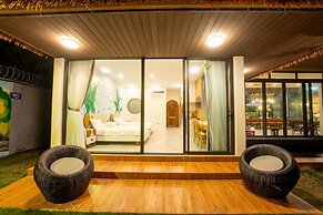 Apple House & Coffee