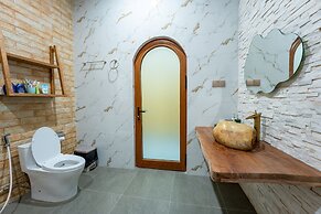 Apple House & Coffee