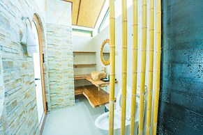 Apple House & Coffee