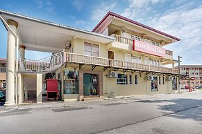 OYO 44094 Bangi Lanai Hotel