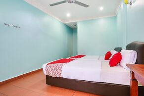 OYO 44094 Bangi Lanai Hotel