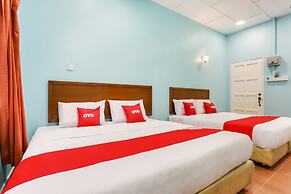 OYO 44094 Bangi Lanai Hotel