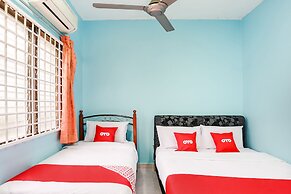 OYO 44094 Bangi Lanai Hotel