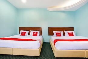 OYO 44094 Bangi Lanai Hotel