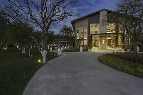 Merak Resort-Corbett