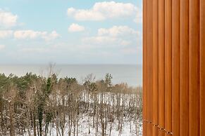 Sunny Coast Studio by Renters