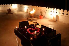 The Castle Crown Hem Vilas Resort