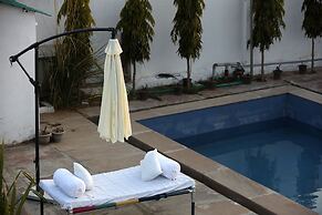 The Castle Crown Hem Vilas Resort