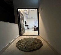 The Castle Crown Hem Vilas Resort