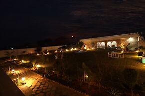 The Castle Crown Hem Vilas Resort