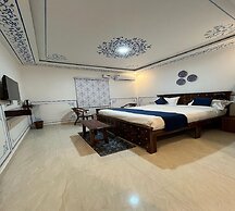 The Castle Crown Hem Vilas Resort