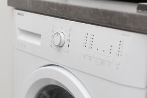 Bonifraterska Apartment by Renters