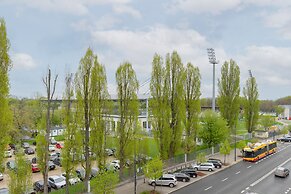 Bonifraterska Apartment by Renters