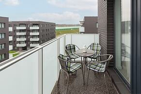 Sunny & Elegant Apartment by Renters