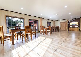 SANJEEVINI AYURVEDA AND YOGA RETREAT