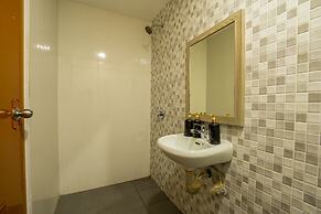 Kelowna Dwiwarna Residence