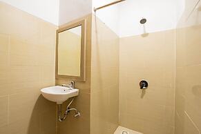 Kelowna Dwiwarna Residence