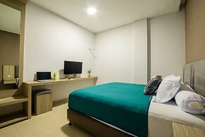 Kelowna Dwiwarna Residence