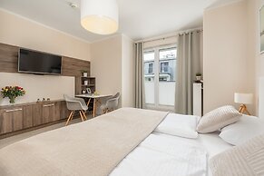 Aquamarina Promenada by Renters