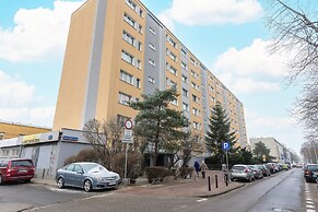 Retro-style Apartment Warsaw by Renters