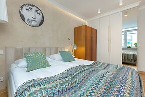 Retro-style Apartment Warsaw by Renters