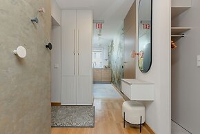 Retro-style Apartment Warsaw by Renters