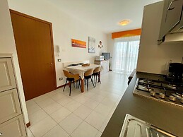 Luminous Flat With Balcony