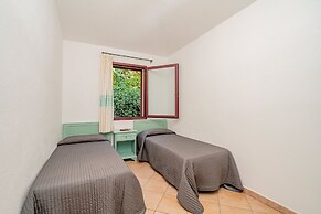 Residence with pool in Cala Girgolu