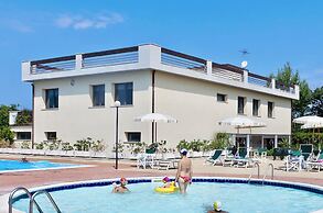 Residence with pool in San Vincenzo