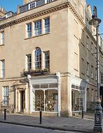 The Townhouse by 8 Holland Street