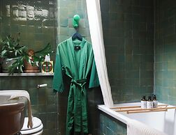 The Townhouse by 8 Holland Street
