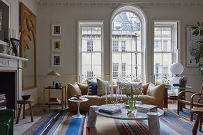 The Townhouse by 8 Holland Street