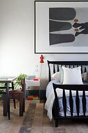 The Townhouse by 8 Holland Street