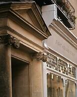The Townhouse by 8 Holland Street