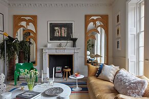 The Townhouse by 8 Holland Street