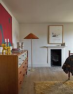 The Townhouse by 8 Holland Street