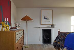 The Townhouse by 8 Holland Street