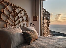 Etheria Luxury Villas & Suites