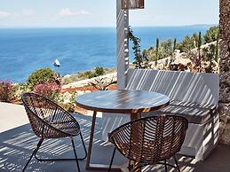 Etheria Luxury Villas & Suites