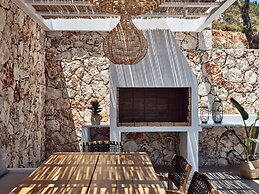 Etheria Luxury Villas & Suites