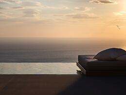 Etheria Luxury Villas & Suites