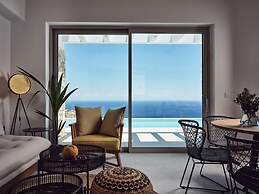 Etheria Luxury Villas & Suites