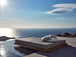 Etheria Luxury Villas & Suites