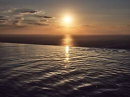 Etheria Luxury Villas & Suites