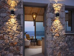 Etheria Luxury Villas & Suites